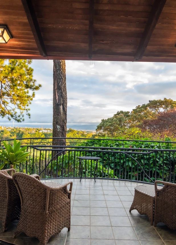 Villas — accommodations, architecture, luxury and art Finca Rosa Blanca